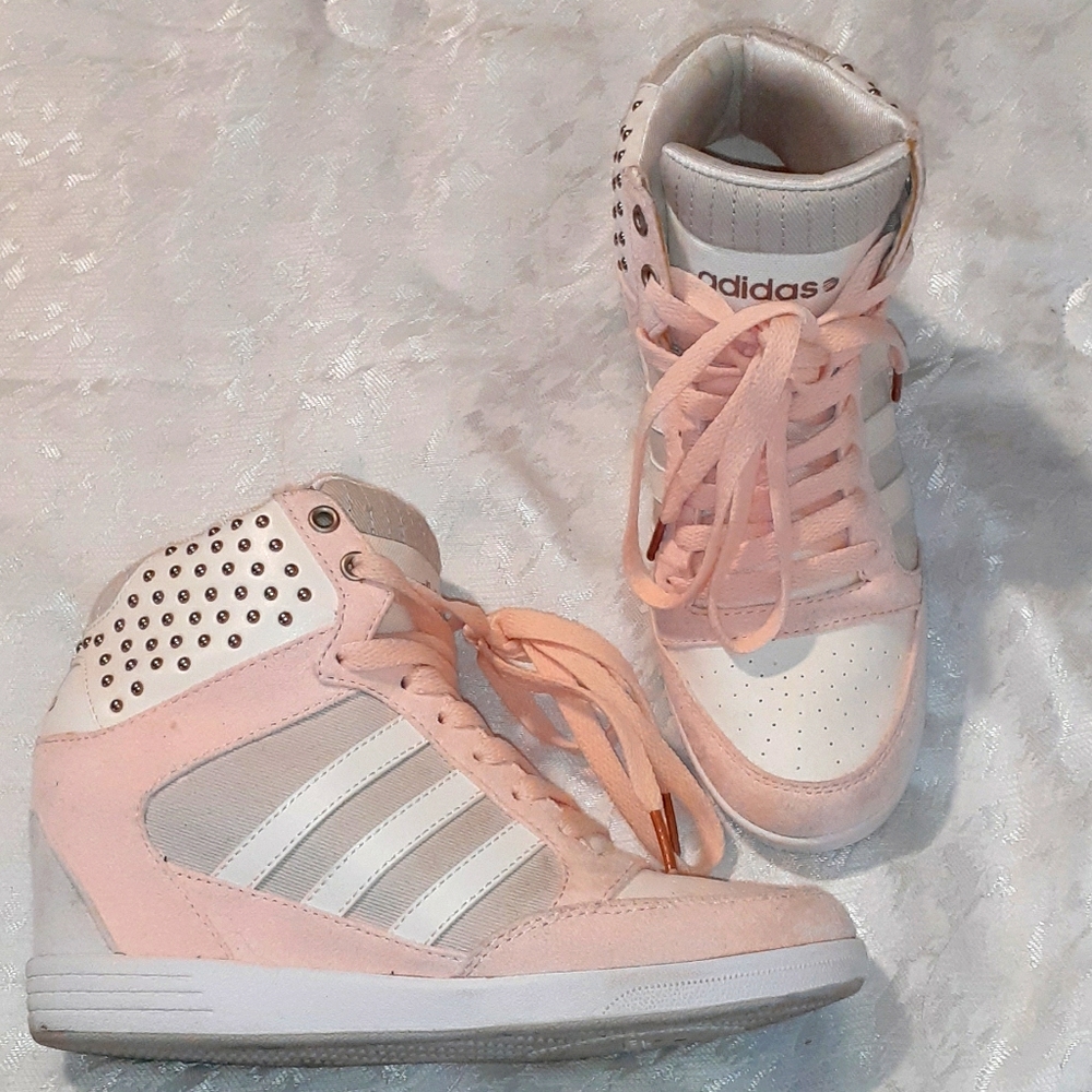 Neo soul Adidas wedge sneakers